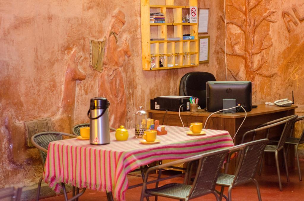 Hostal Alabalti San Pedro de Atacama Exteriör bild