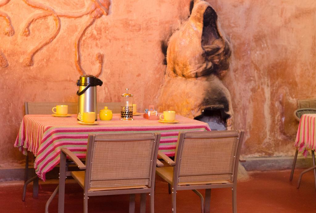Hostal Alabalti San Pedro de Atacama Exteriör bild