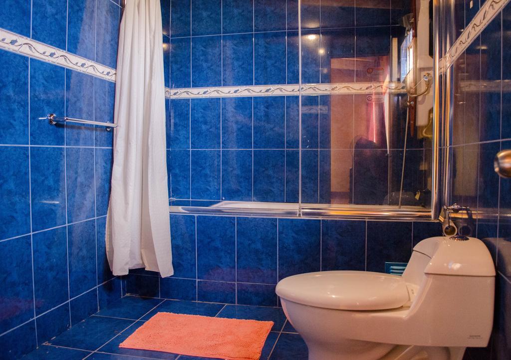Hostal Alabalti San Pedro de Atacama Exteriör bild