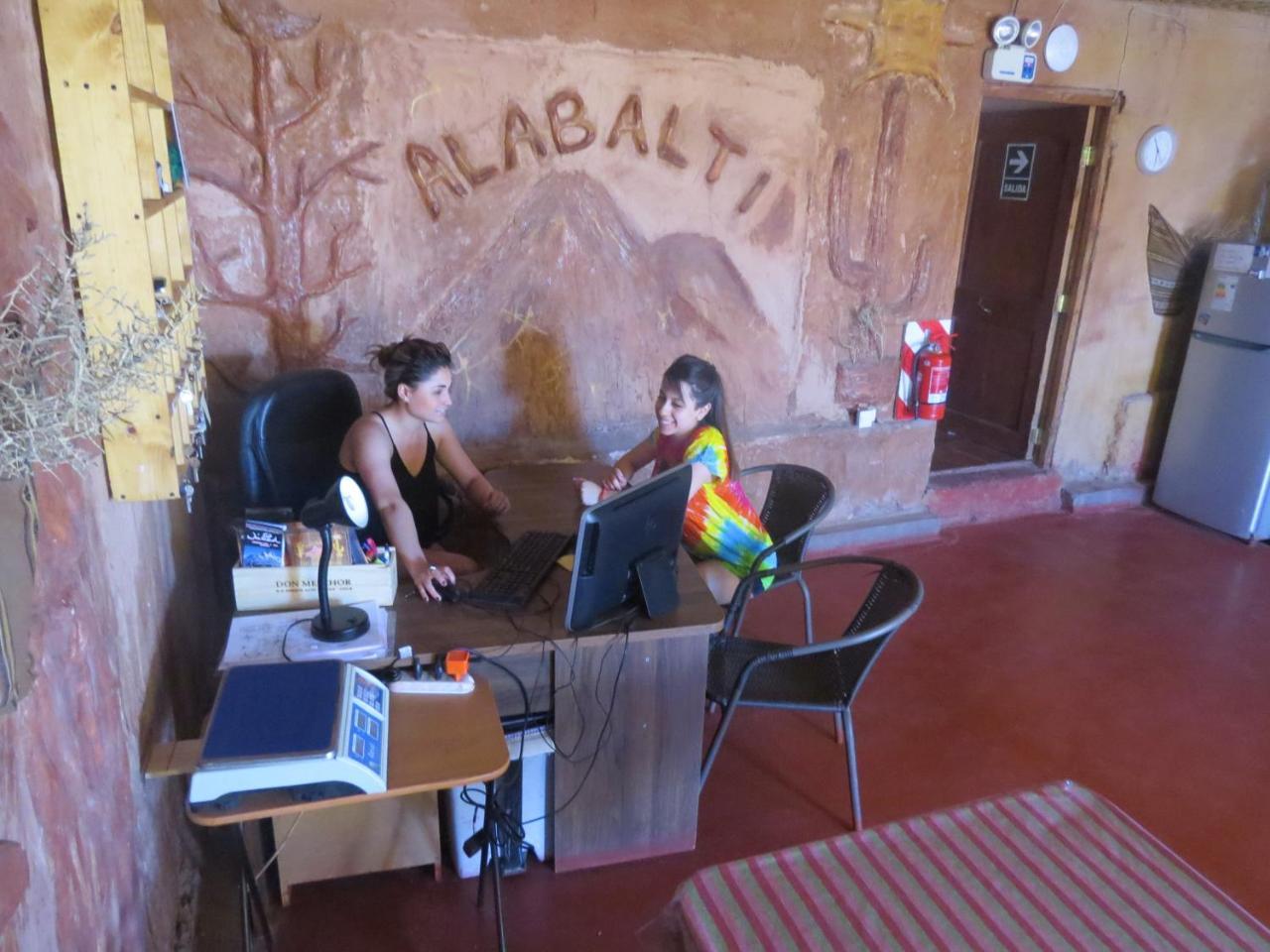 Hostal Alabalti San Pedro de Atacama Exteriör bild